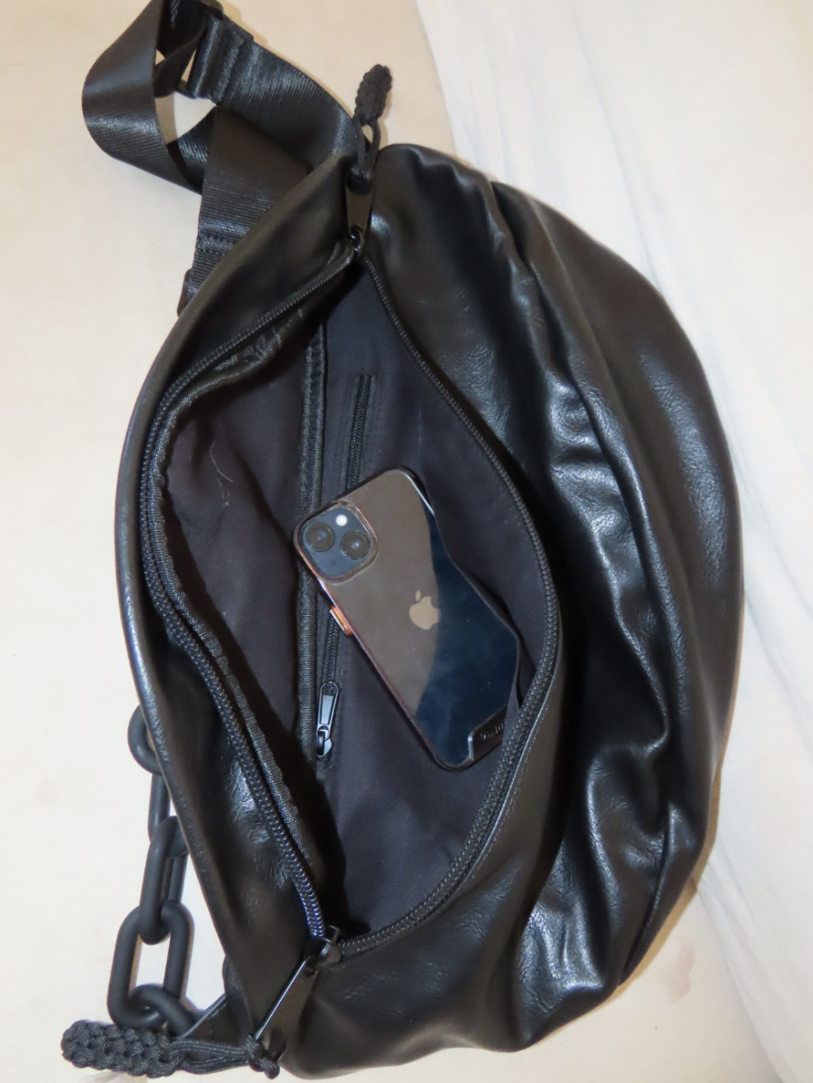 XL POUCH