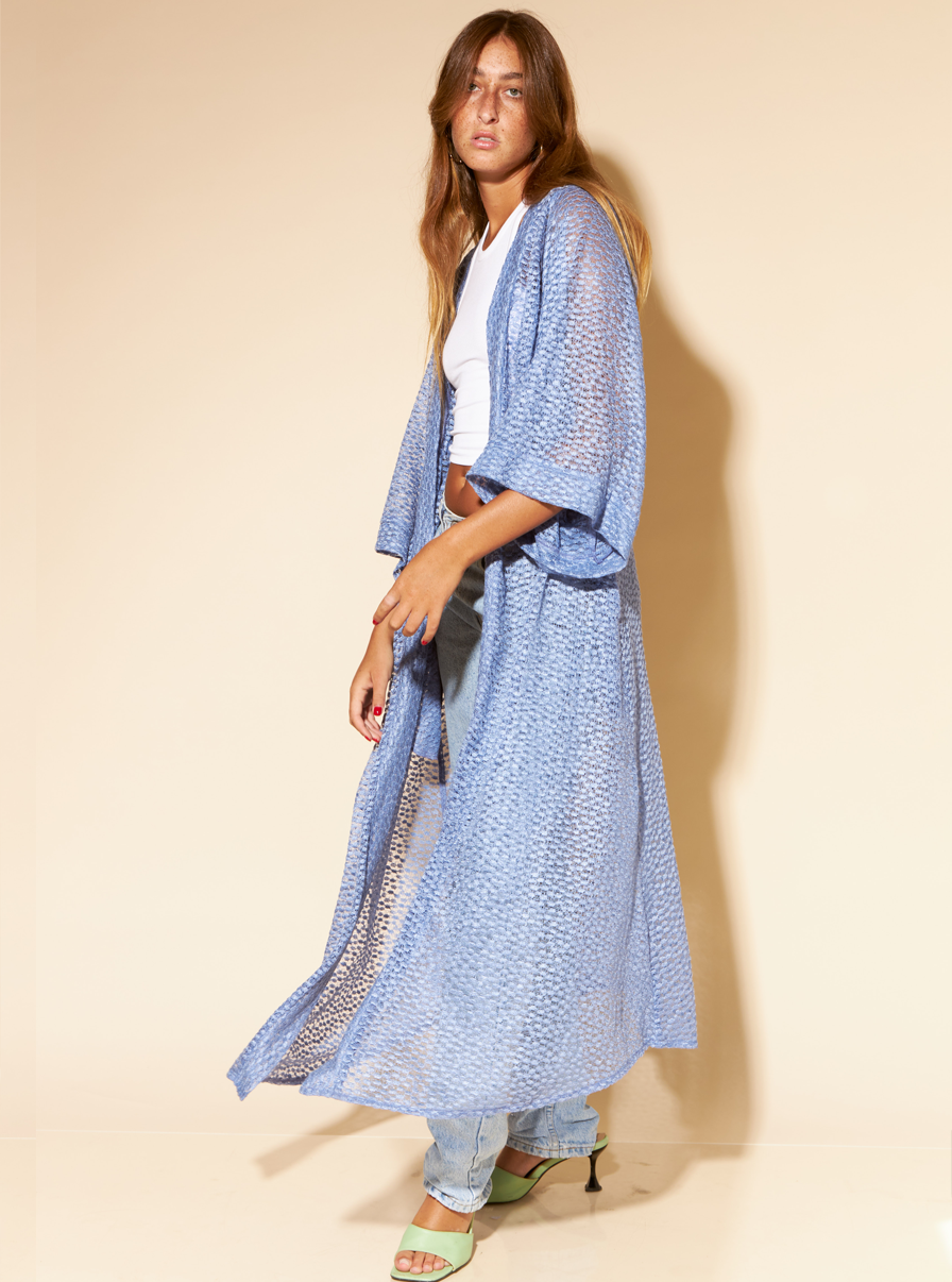 BLUE KIMONO